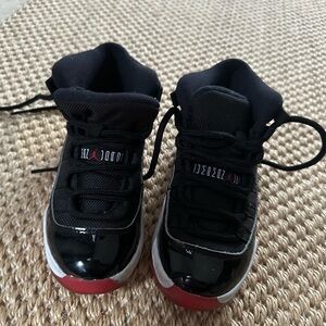 Patent leather Air Jordan’s size 11